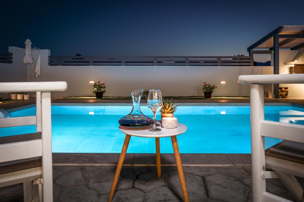 Bluewind Villa Sarakinádhon Exteriér fotografie